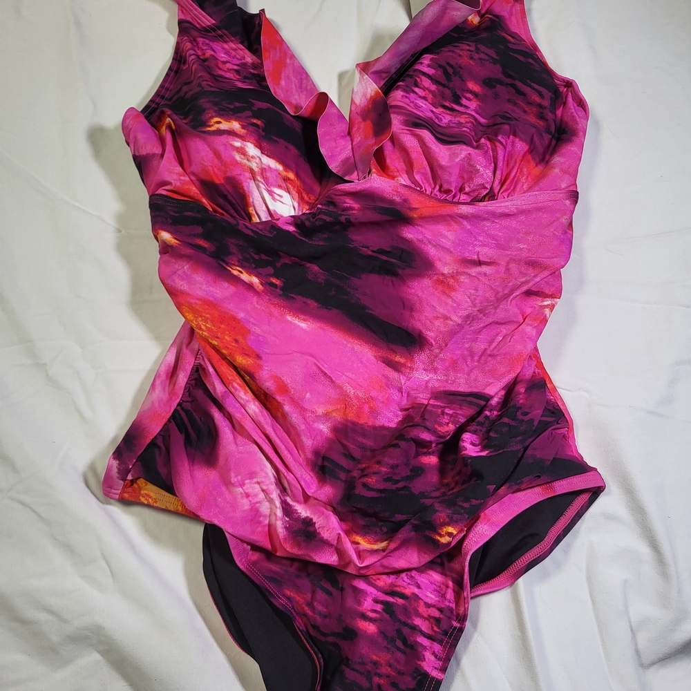 DKNY Pink and Black One-Piece Swimsuit Womens Size XXL NWT Tummy Compression